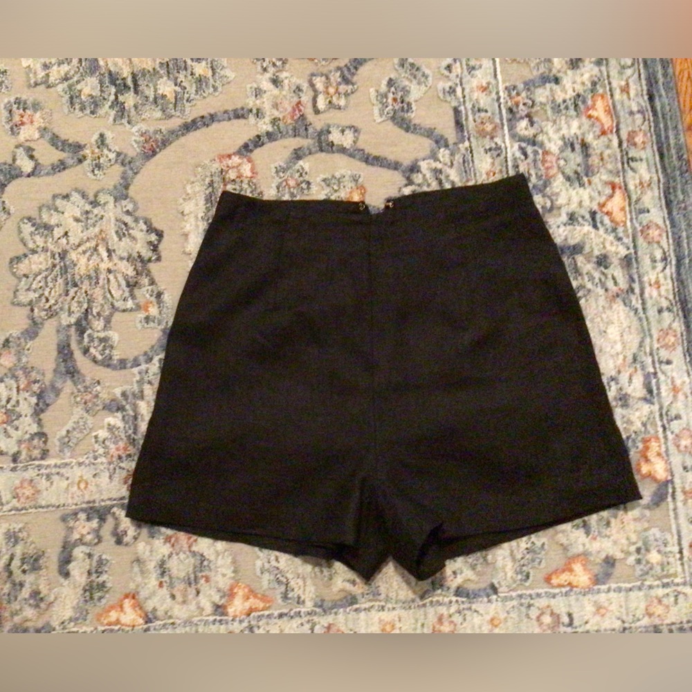 DISSH Linen Black High-Waist Tailored Shorts Sz 4
